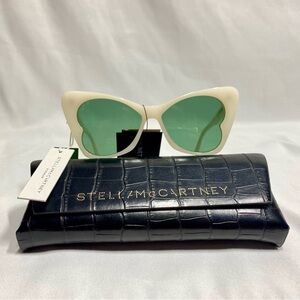 NWT Stella McCartney Heart Cat-Eye Bio-Acetate Sunglasses. Cream White & Green